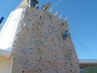 Kletterwand an Bord des Schiffes