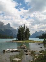 Spirit Island im Maligne Lake