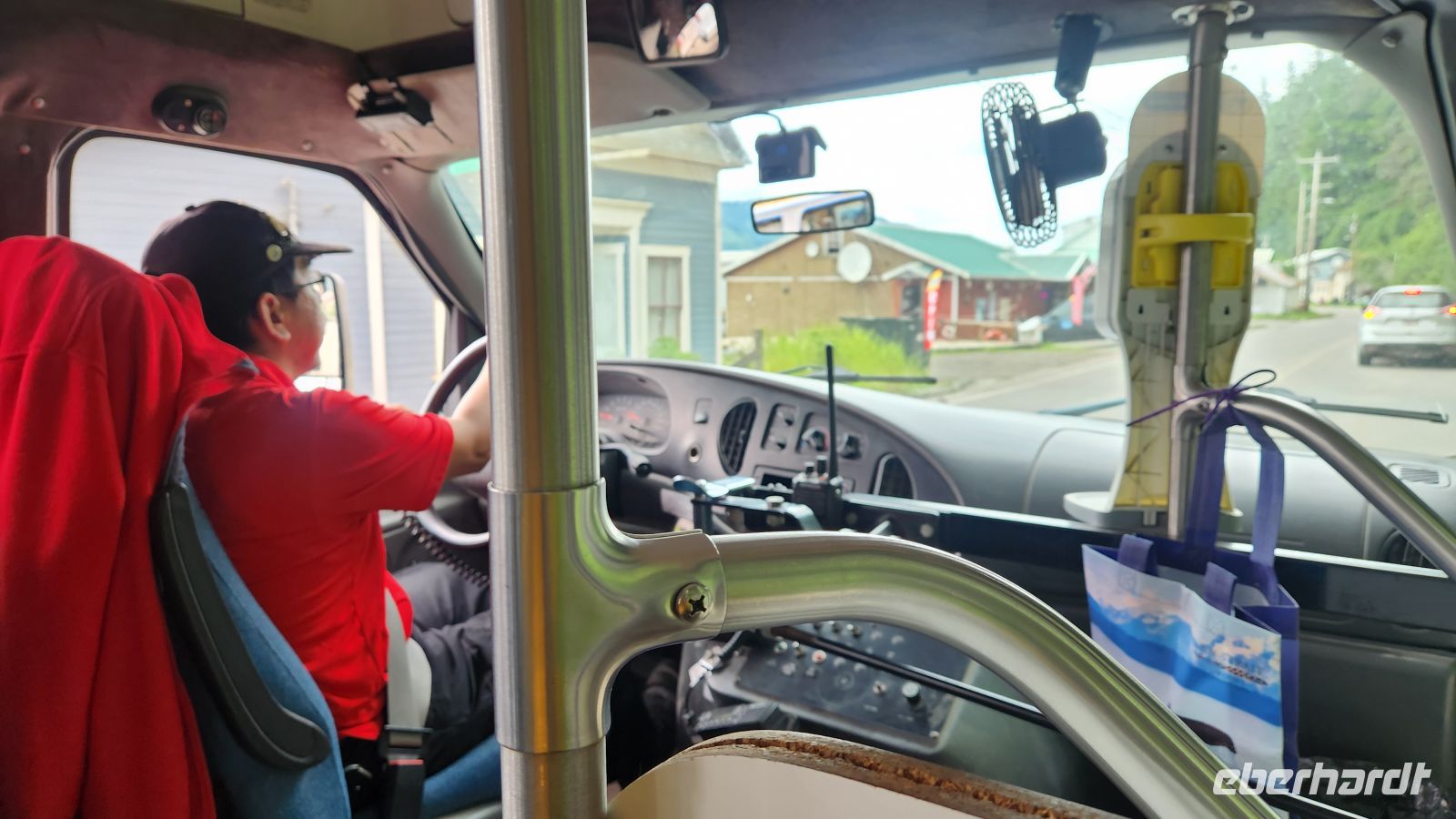 Busfahrt nach Hoonah