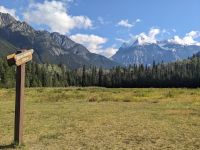 63. Mt. Robson, Höchste Erhebung der Kanad. Rocky Mountains, British Columbia.jpg