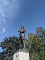 509. Freizeittag - Stadtspaziergang - Marco Polo Denkmal, Anchorage, Alaska.jpg