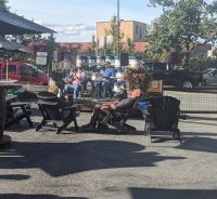510. 49th State Brewery Biergarten mit Livemusik, Anchorage, Alaska.jpg