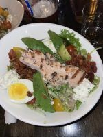 Zum Abendessen empfiehlt sich ein Besuch bei OCCO Kitchen und Bar