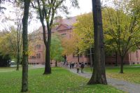 auf dem Campus der Harvard Universität