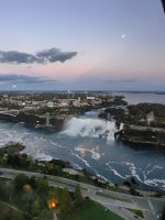Blick auf die Niagarafälle vom Skylon Tower aus