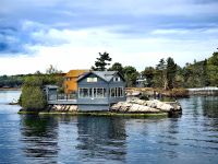 Auf manchen Inseln gibt es gerade ein Haus