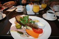 Frühstück auf dem CN-Tower