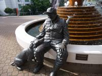 der Fischer mit seinem besten Freund