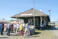 Besuch einer Bahnstation in Nenana