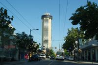 Das Empire Landmark mit unserem Abschiedsessen im Drehrestaurant 42. Etage!