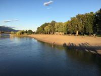 Der Strand in Kamloops am Abend spaet