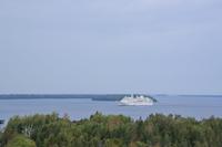 MS Hamburg vor Tobermory