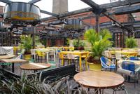 Im Distillery District in Toronto