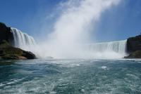 Niagara Fälle bei Traumwetter