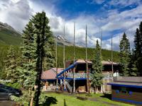Die schoene Sunwapta Lodge