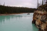 100. An den Athabasca Falls