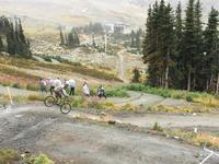 Downhill biken auf Whistler