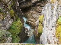 die tiefe Maligne Schlucht