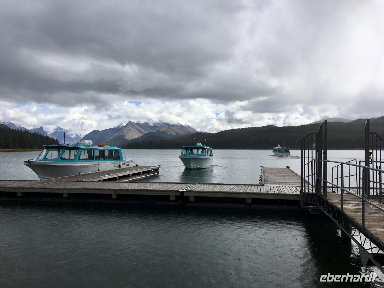 Bootsfahrt auf  Maligne See