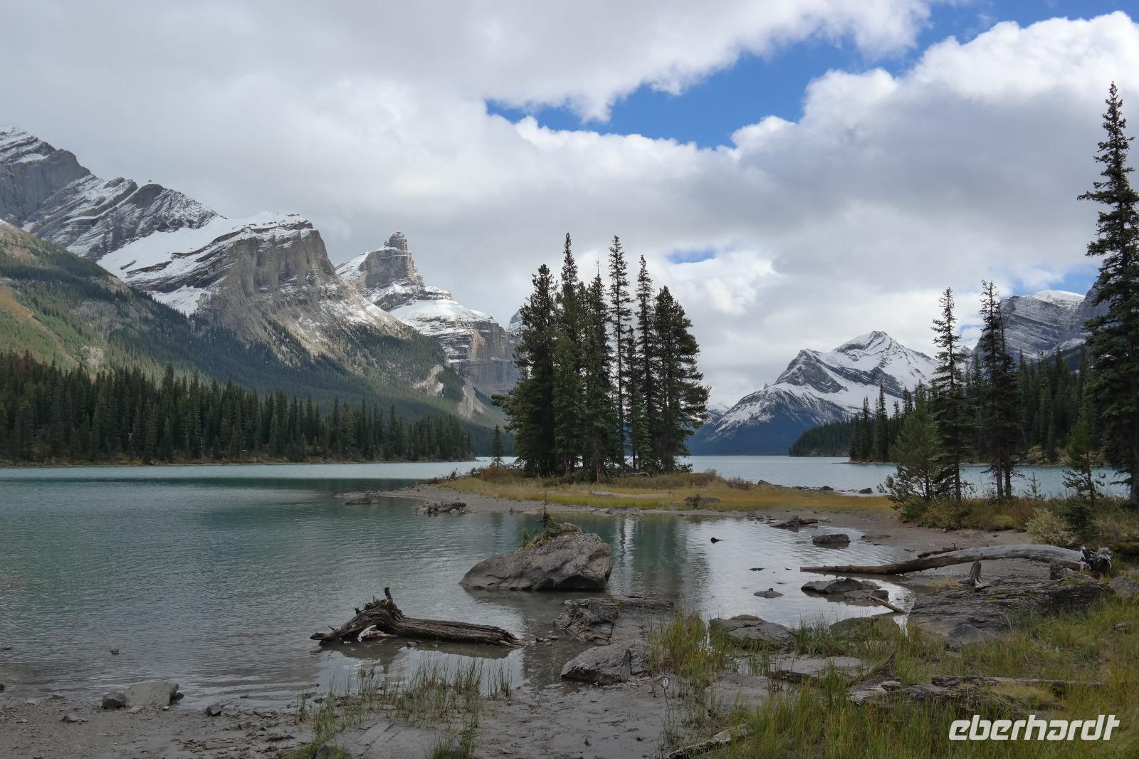 Maligne Lake