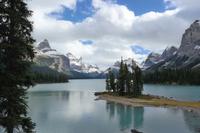 Maligne Lake