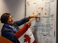 Ost-Kanada zum Indian Summer - Toronto, Underground, Unsere Reiseleiterin Christine