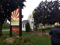 Ost-Kanada zum Indian Summer - The Living Water Wayside-Kapelle