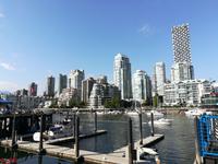 253 Vancouver - Skyline von Granville Island aus