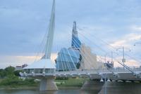 Esplanade Riel und Museum