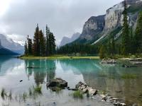 a Maligne Lake - Spirit Island