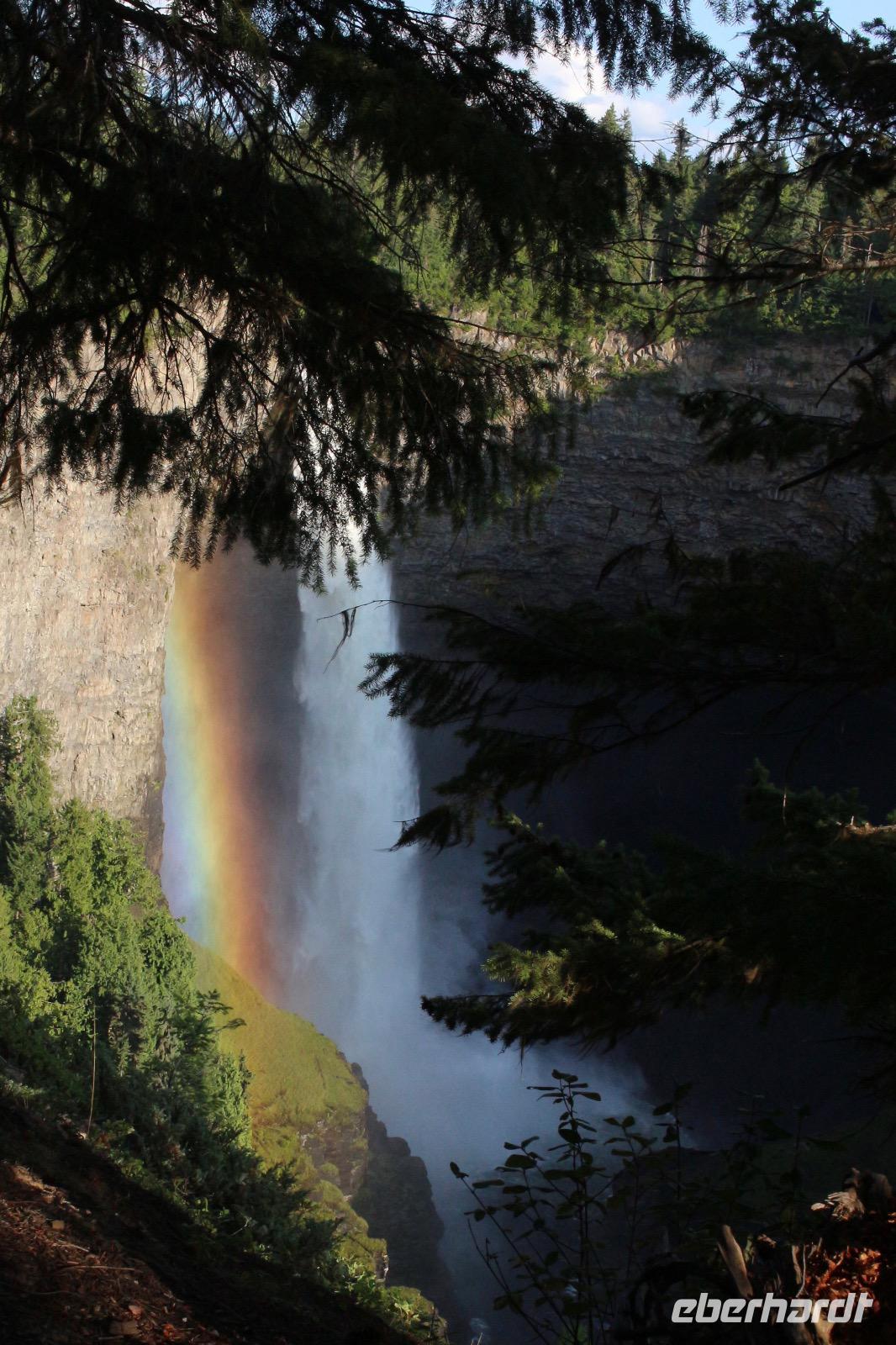 Wells Grey Provincial Park - Helmcken Falls