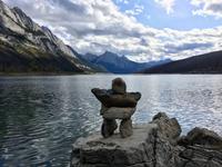 Der Inukshuk bei Medicine Lake
