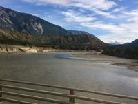 zwei Fluesse vereinen sich