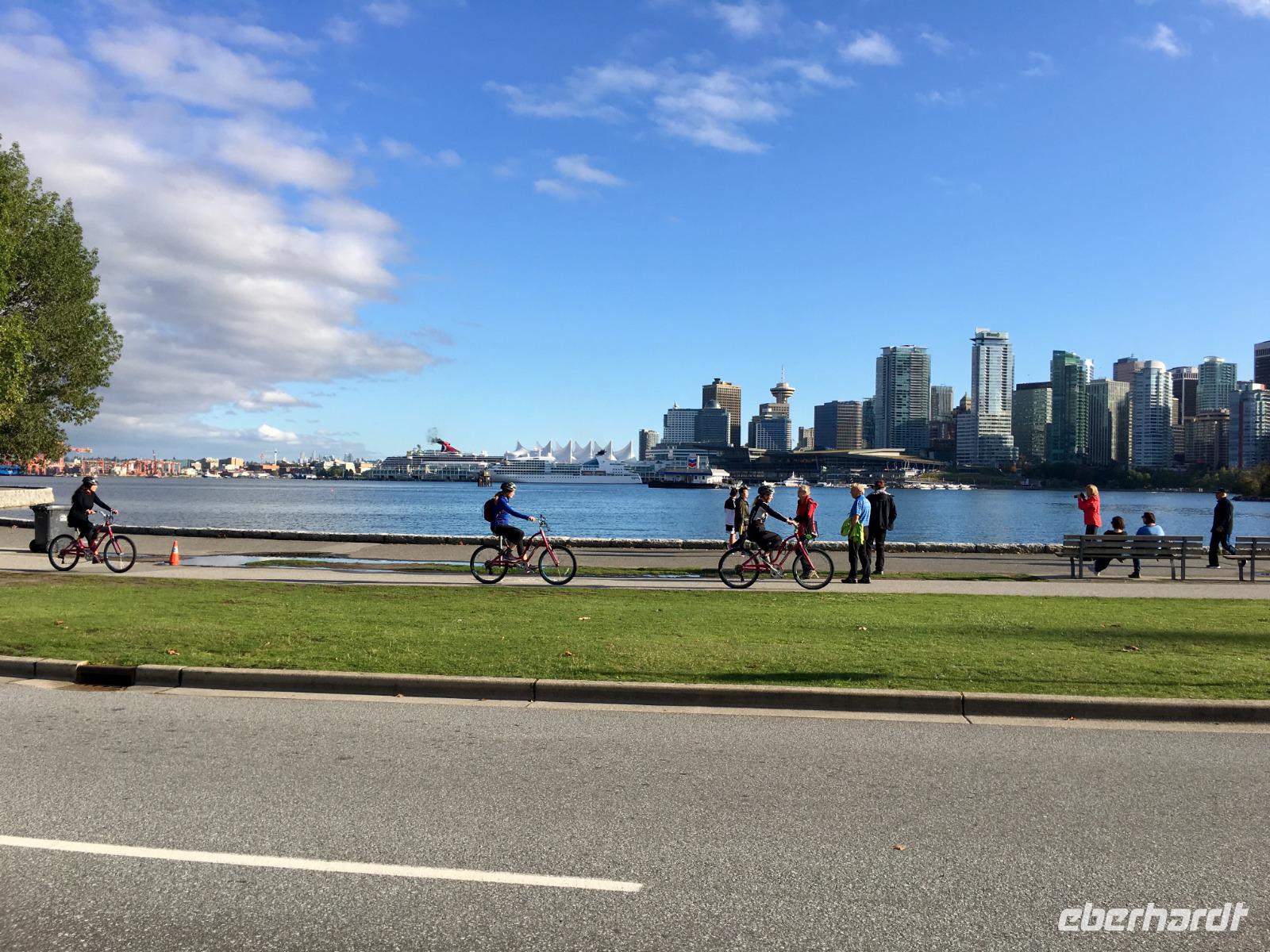 Sicht von Stanley Park auf Vancouver Downtown