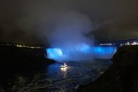 258 Niagara-Fälle bei Nacht