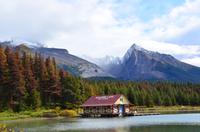 Maligne Lake