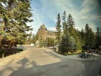Fahrt durch Banff - vorbei am Banff Springs Hotel