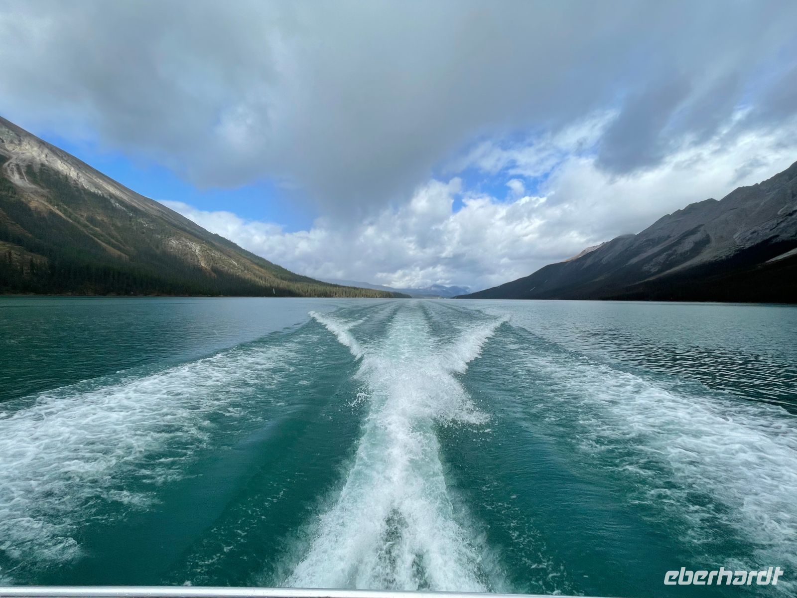 Maligne Lake - Bootsfahrt nach Spirit Island