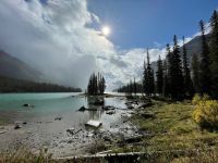 Maligne Lake - Bootsfahrt nach Spirit Island
