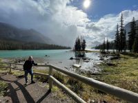 Maligne Lake - Jacob Spangenberg auf Spirit Island