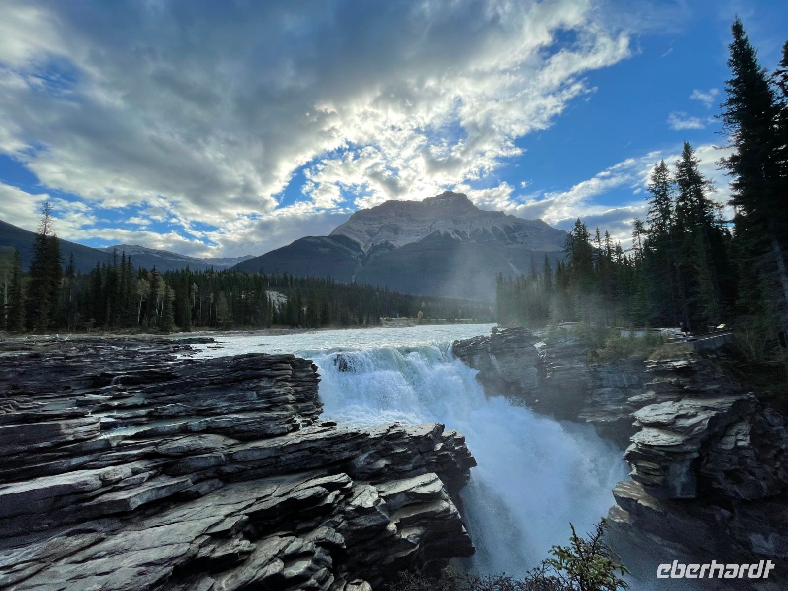 Rundgang an den Athabasca Wasserfällen