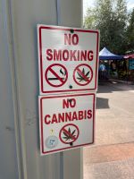 Mittagspause im Hippie Ort Cooms