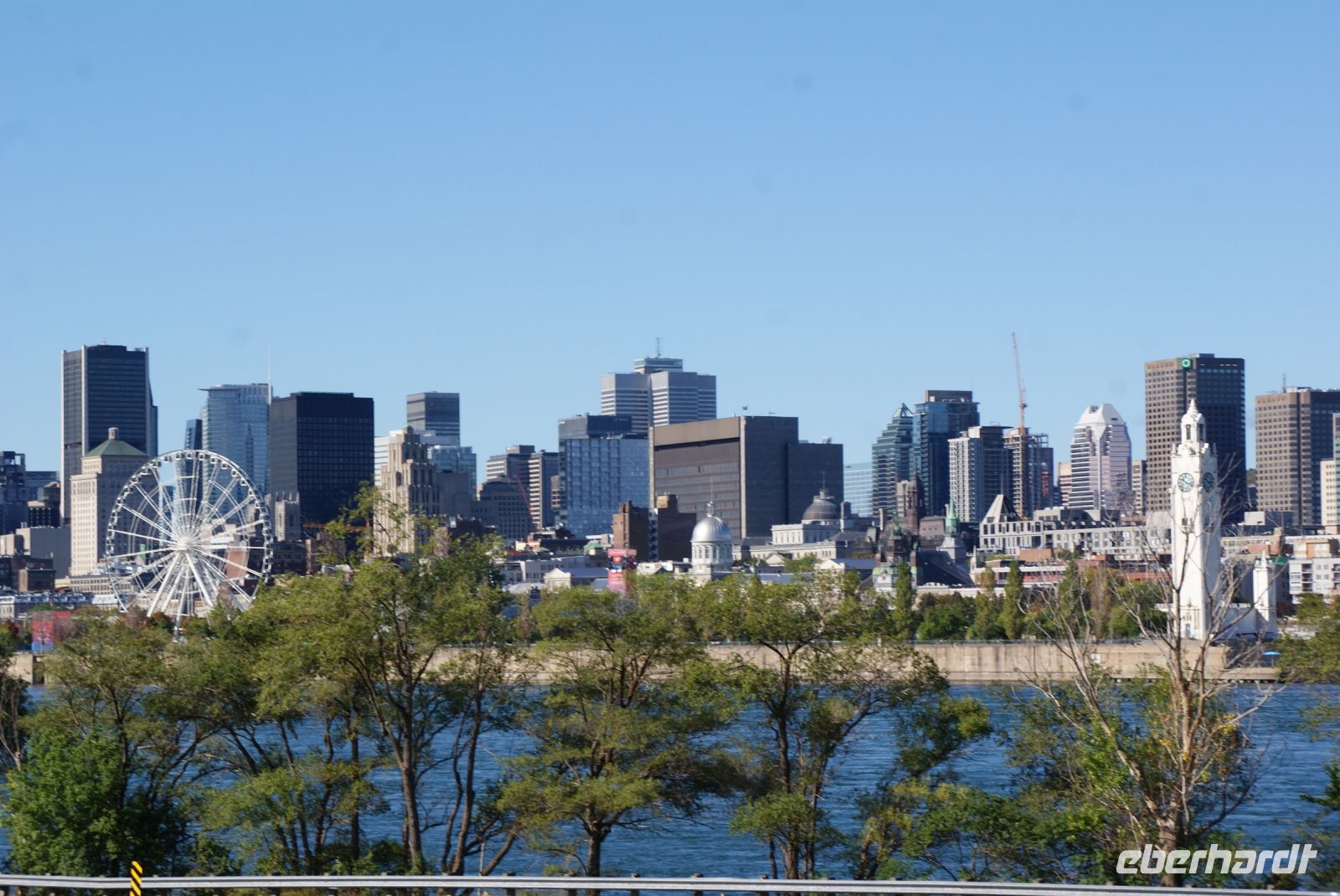 108 Skyline Montreal