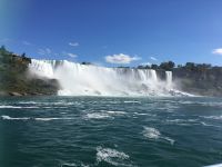 Die paar Meter hoeheren amerikanischen Faelle