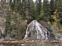 Das Weisse Geraeusch  im Maligne Canyon, Jasper