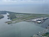 2. Tag – Toronto bis Niagara Falls – Stadtrundfahrt Toronto – Aussicht vom CN Tower