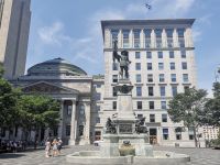 Platz vor der Basilika de Nortre Dame in Montreal