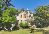 Schöne Holzvilla in Niagara on the Lake