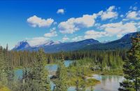 Castle River, im Vordergrund Bow River