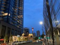 1. Tag – Calgary – Calgary Tower am Abend